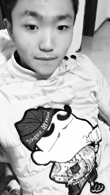 年轻的第一张照片--云南交友中心