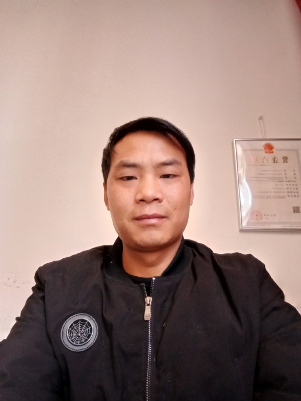 追寻爱情她在哪里的第一张照片--云南交友中心