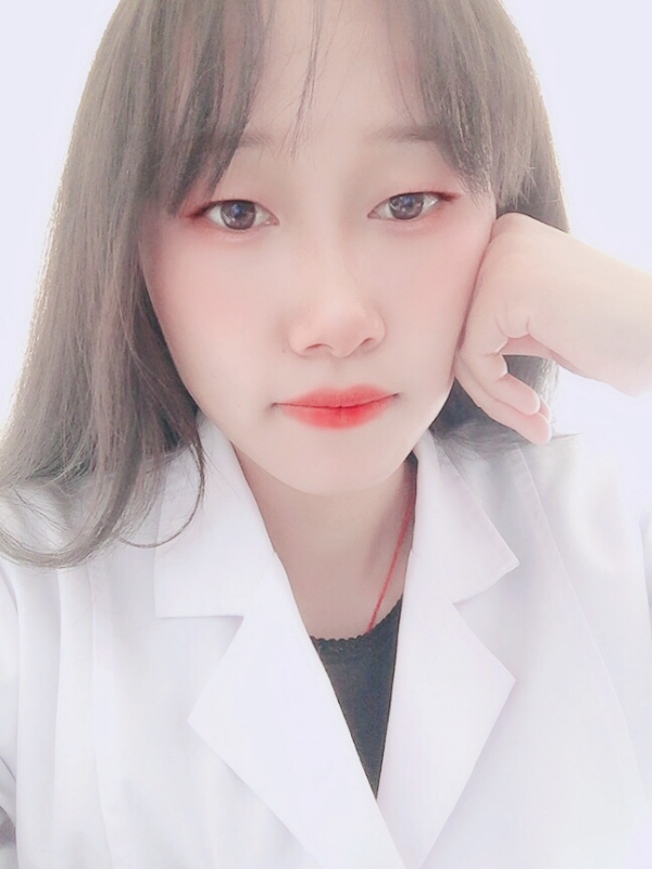 白婚纱的第一张照片--云南交友中心