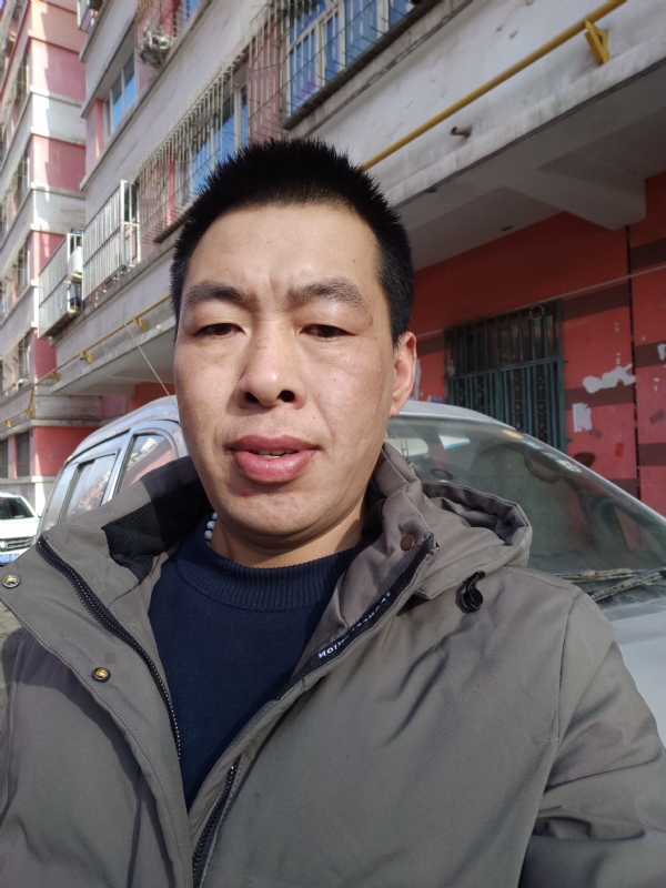 华哥的第一张照片--云南交友中心