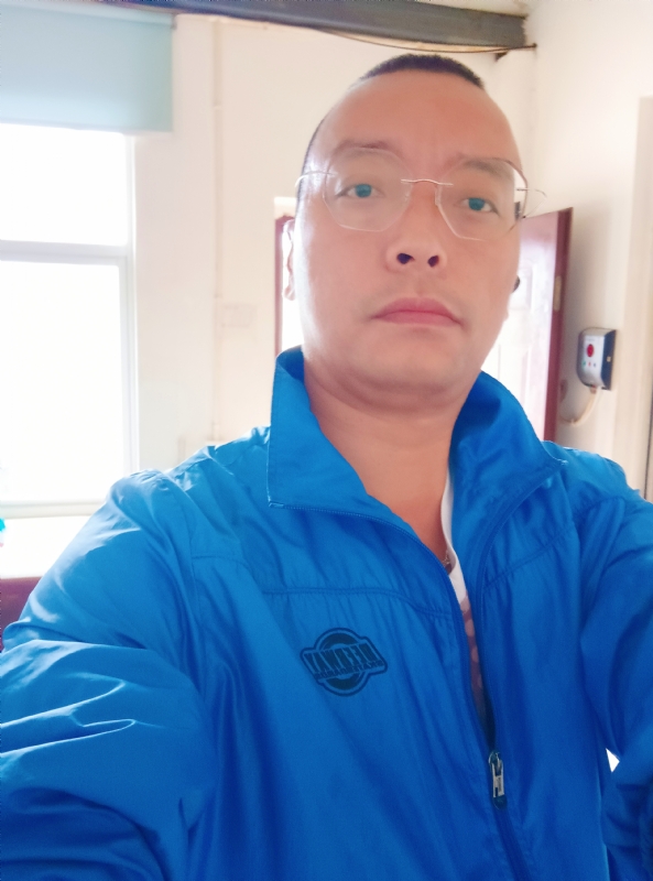 通海混混的第一张照片--云南交友中心