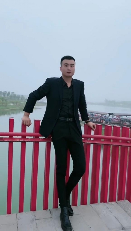 Albert的第一张照片--云南交友中心