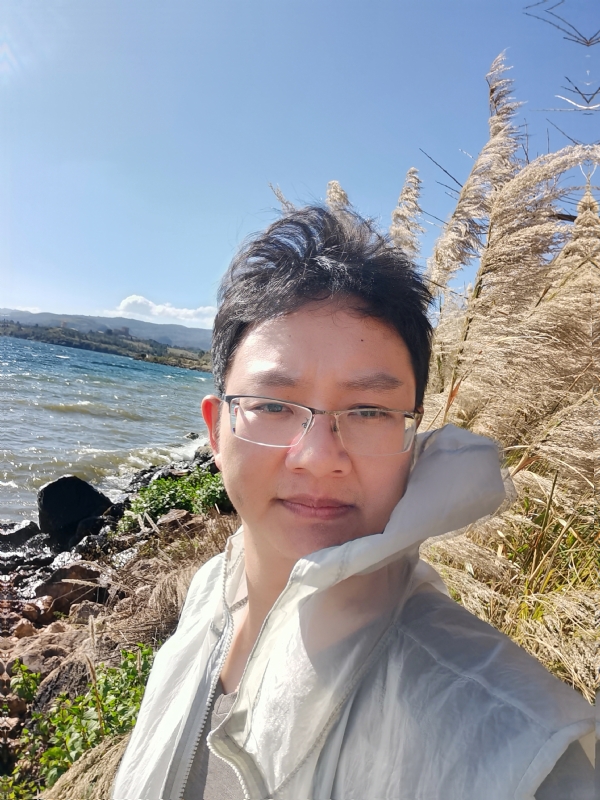 梅安歌的第一张照片--云南交友中心