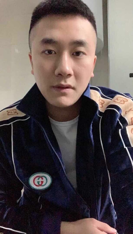 凌毅的第一张照片--云南交友中心