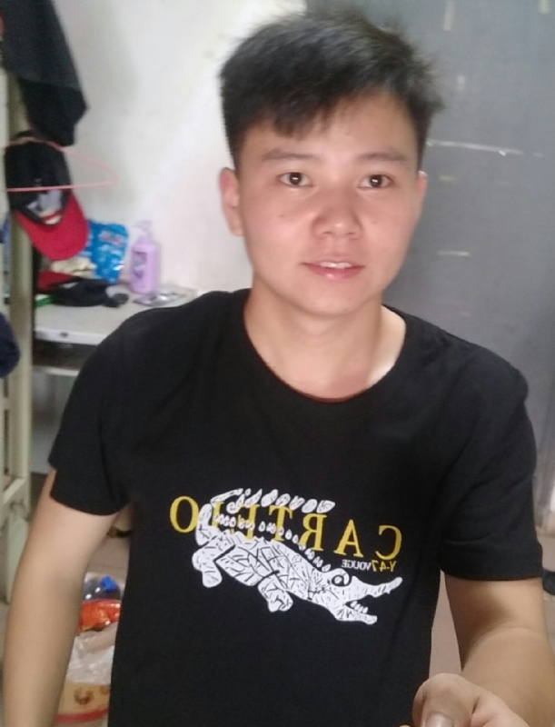 真实的一面的第一张照片--云南交友中心