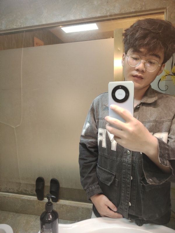鲸落的第一张照片--云南交友中心